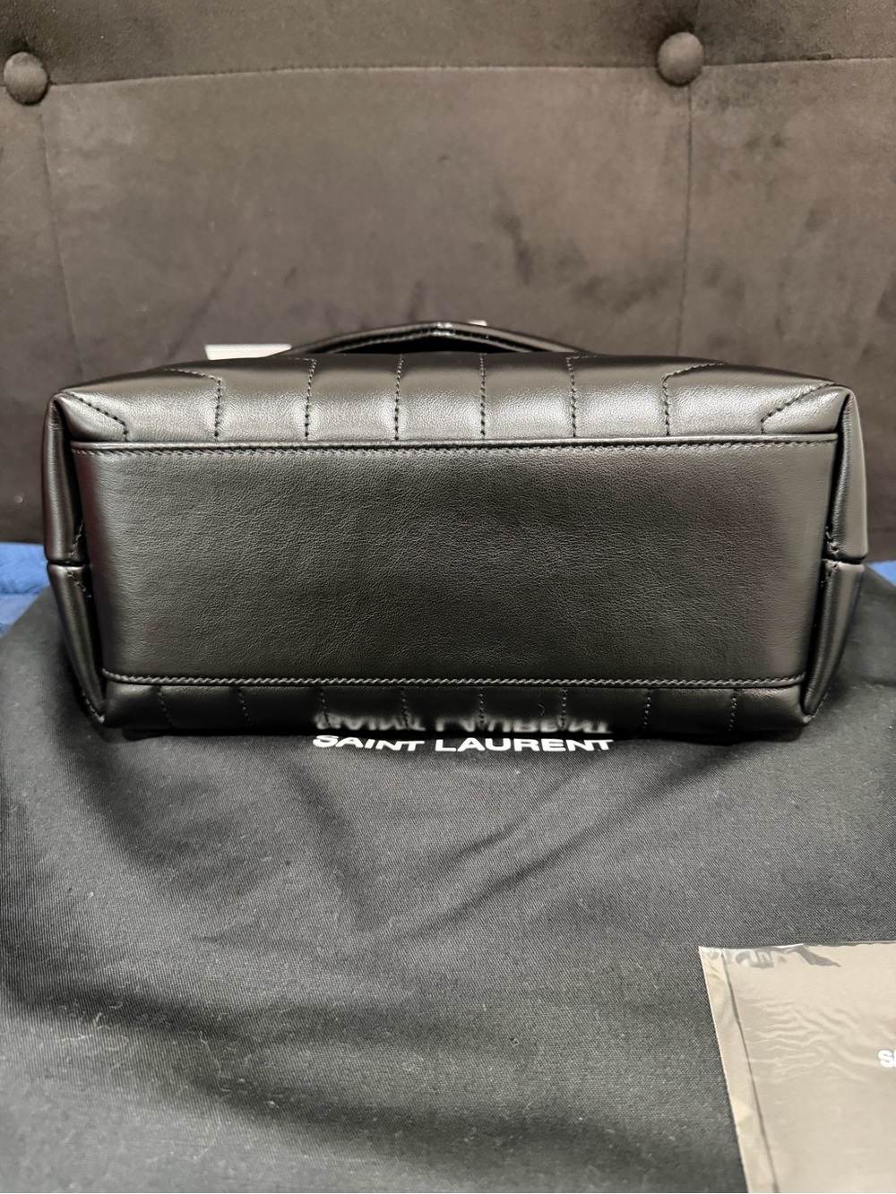 SAINT LAURENT Small Loulou Chain Bag Black with Silver hardware - Picture 10 of 13